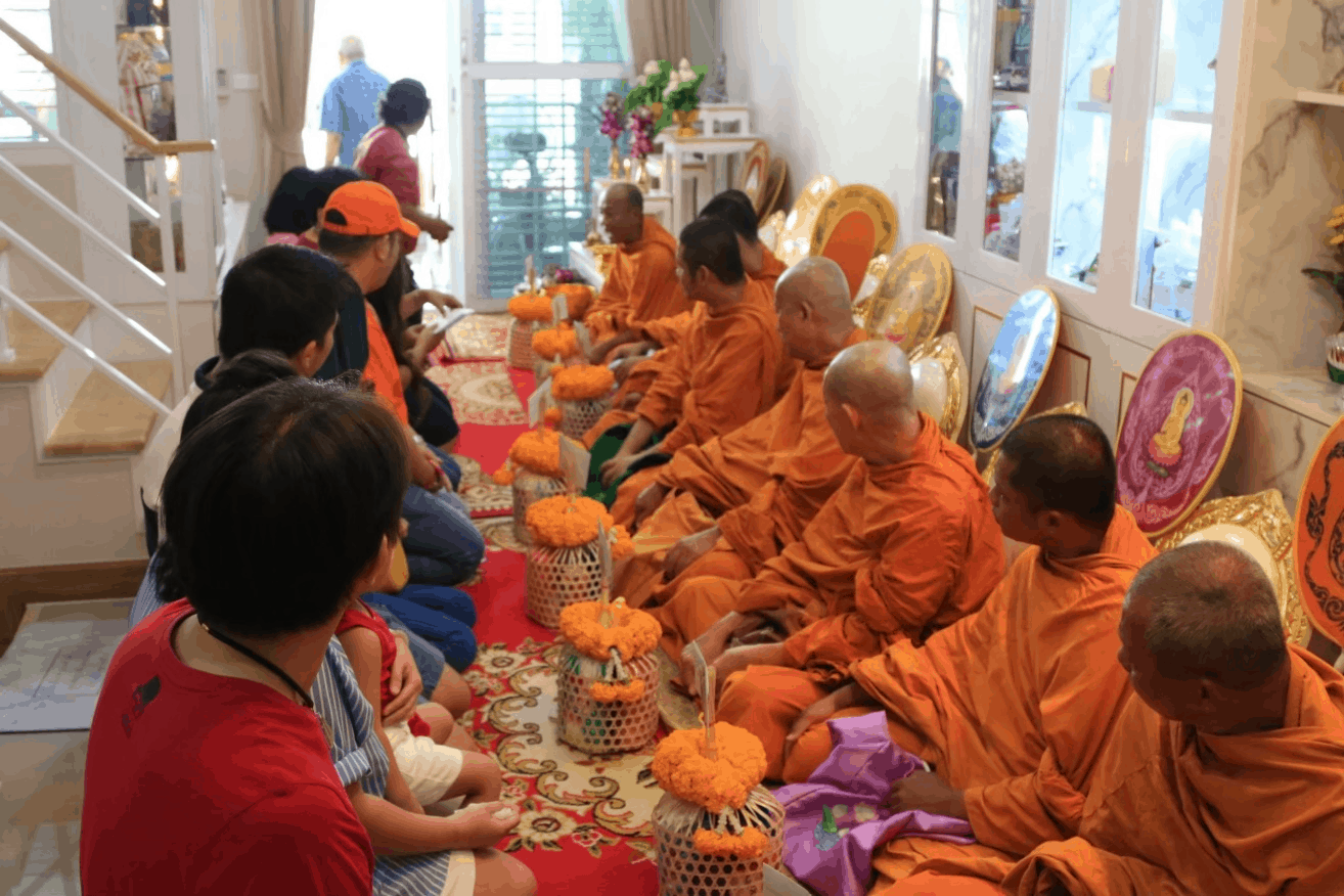 ทำบุญบ้าน ทำบุญขึ้นบ้านใหม่ พิธีทำบุญบ้าน อาหารทำบุญขึ้นบ้านใหม่ ทำบุญบริษัท