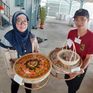 04-10-19 จัดบุฟเฟ่ต์