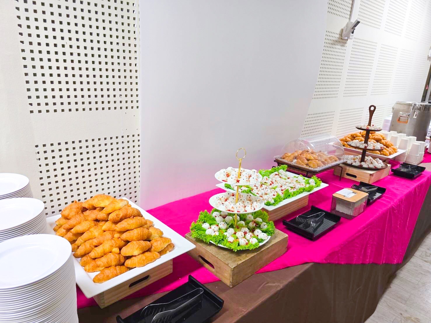 LINE_ALBUM_7. Coffee Break Gallery_250321_25
